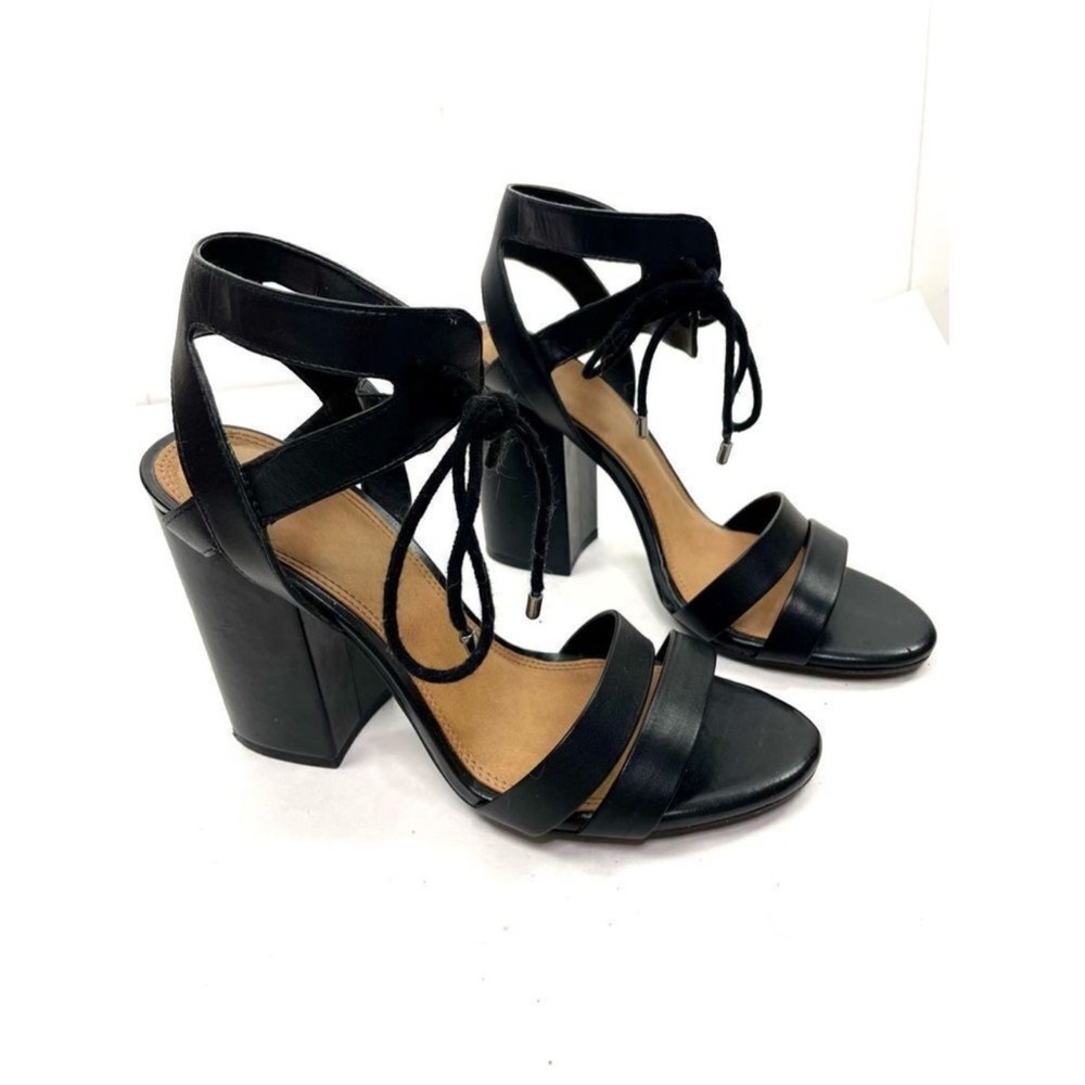 Gianni Bini Black Strappy Block Heel Sandals Size 7.5 - Picture 7 of 7